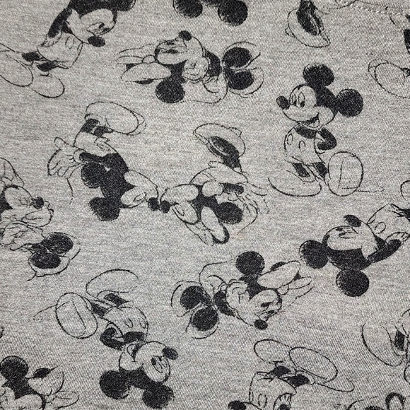 2/$15 Disney Mickey & Minnie Short Sleeve Tee - Picture 4 of 4